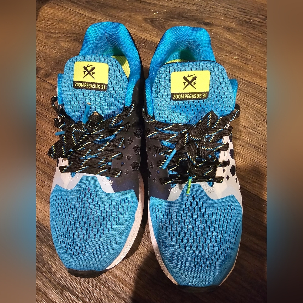 Men's Nike zoom Pegasus size 8
